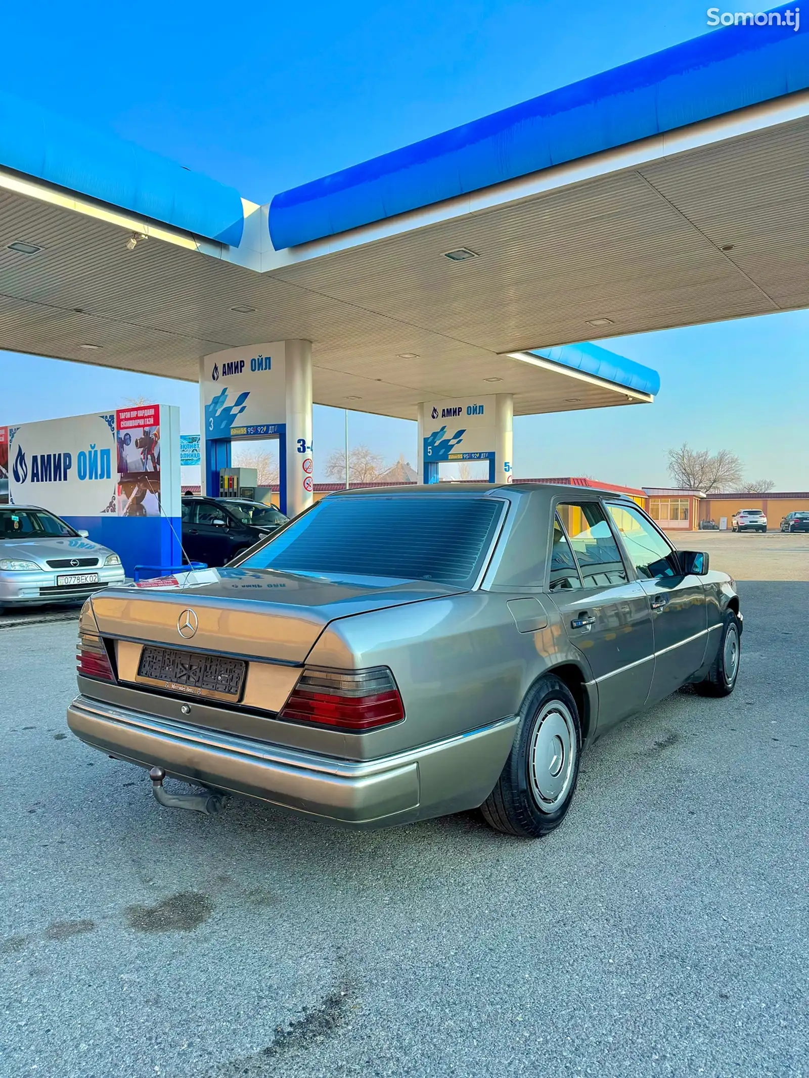 Mercedes-Benz W124, 1991-1