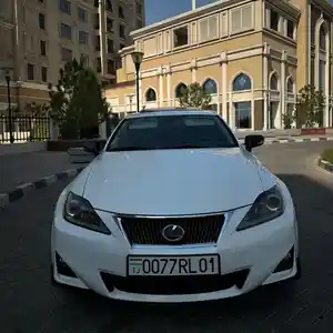 Lexus IS series, 2012