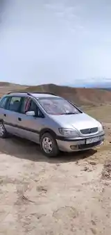 Opel Zafira, 2002-2