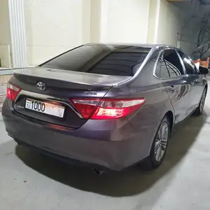 Toyota Camry, 2017