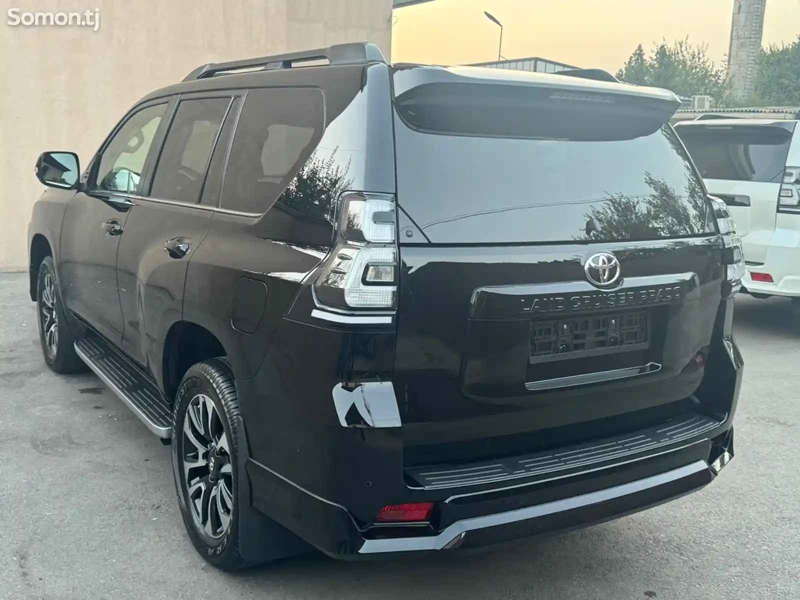 Toyota Land Cruiser Prado, 2022-4