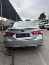 Toyota Camry, 2019-5