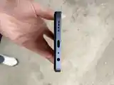 Телефон Realme-4