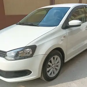 Volkswagen Polo, 2014