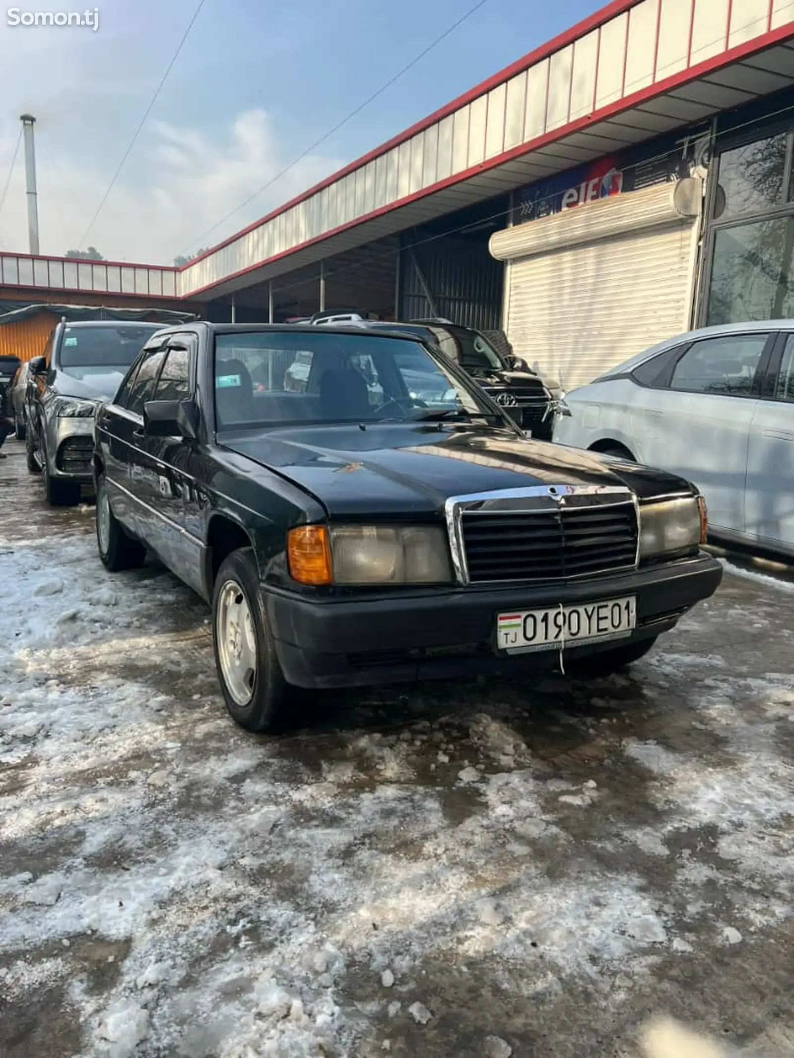 Mercedes-Benz W124, 1990-1