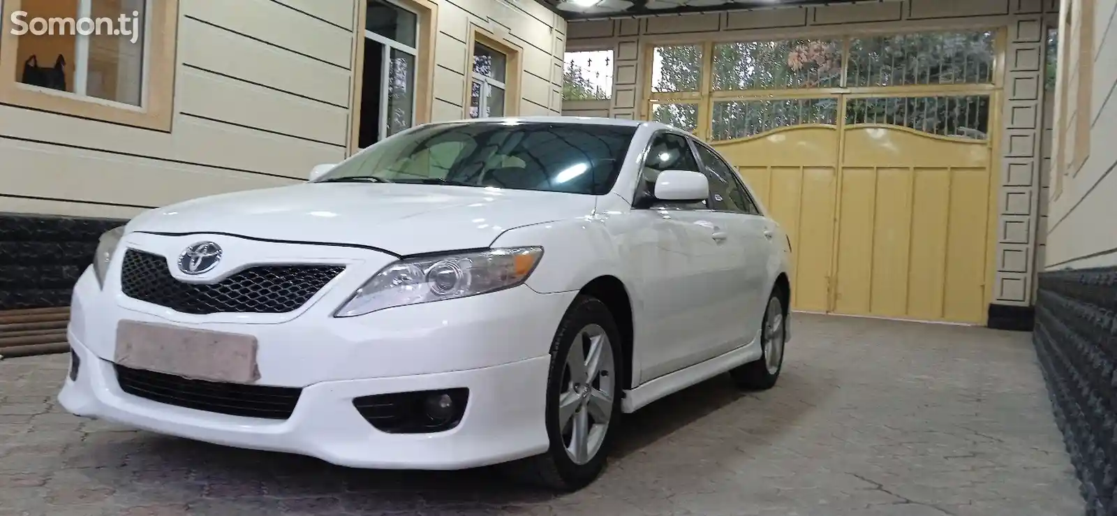 Toyota Camry, 2011-1