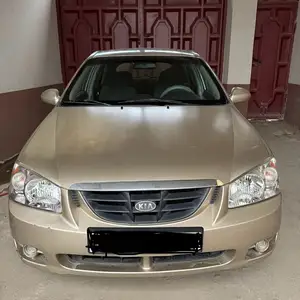 Kia Cerato, 2005