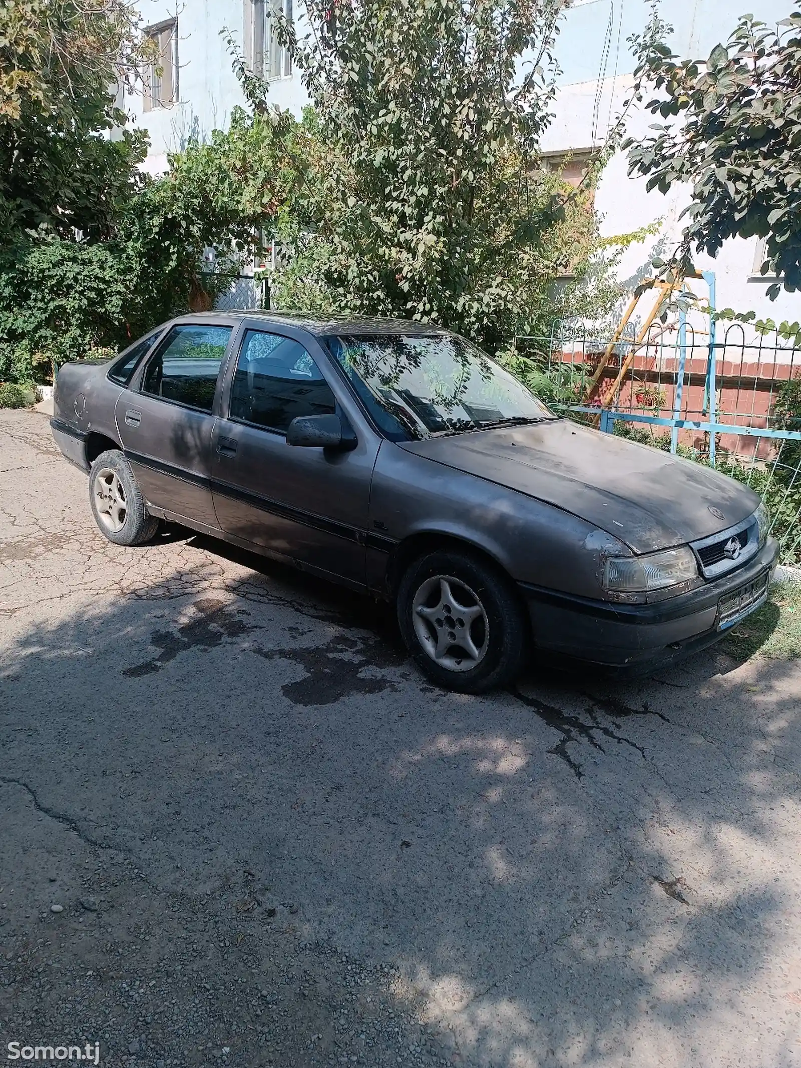 Opel Vectra A, 1992-2