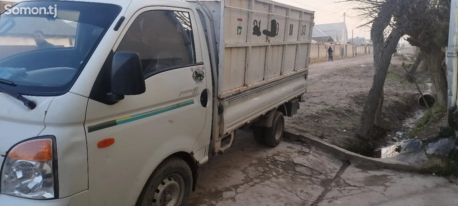 Бортовой автомобиль Hyundai Porter, 2011-1