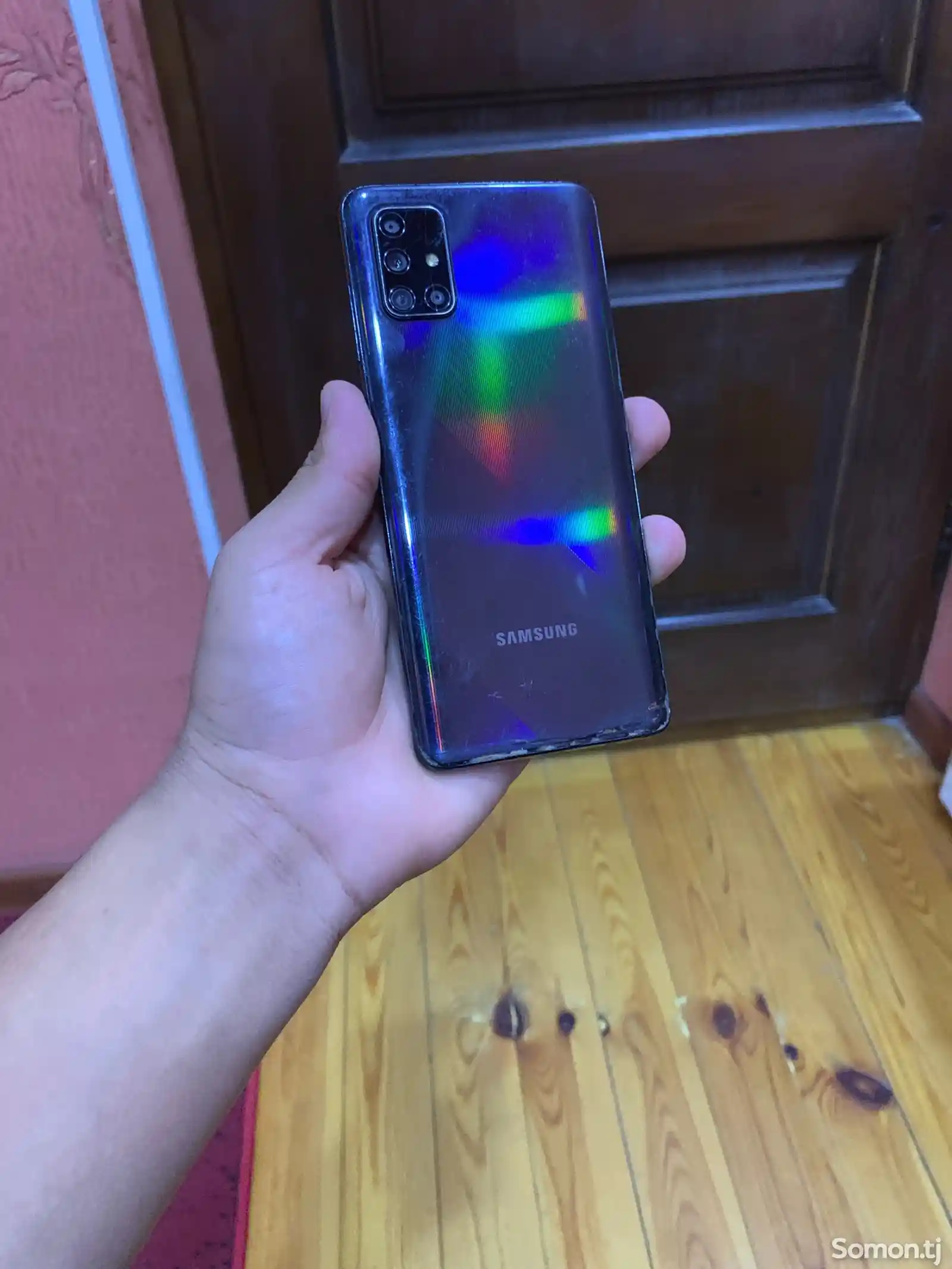 Samsung Galaxy A71-1