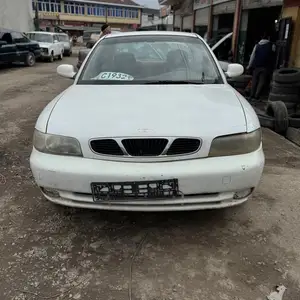 Daewoo Nubira, 1997