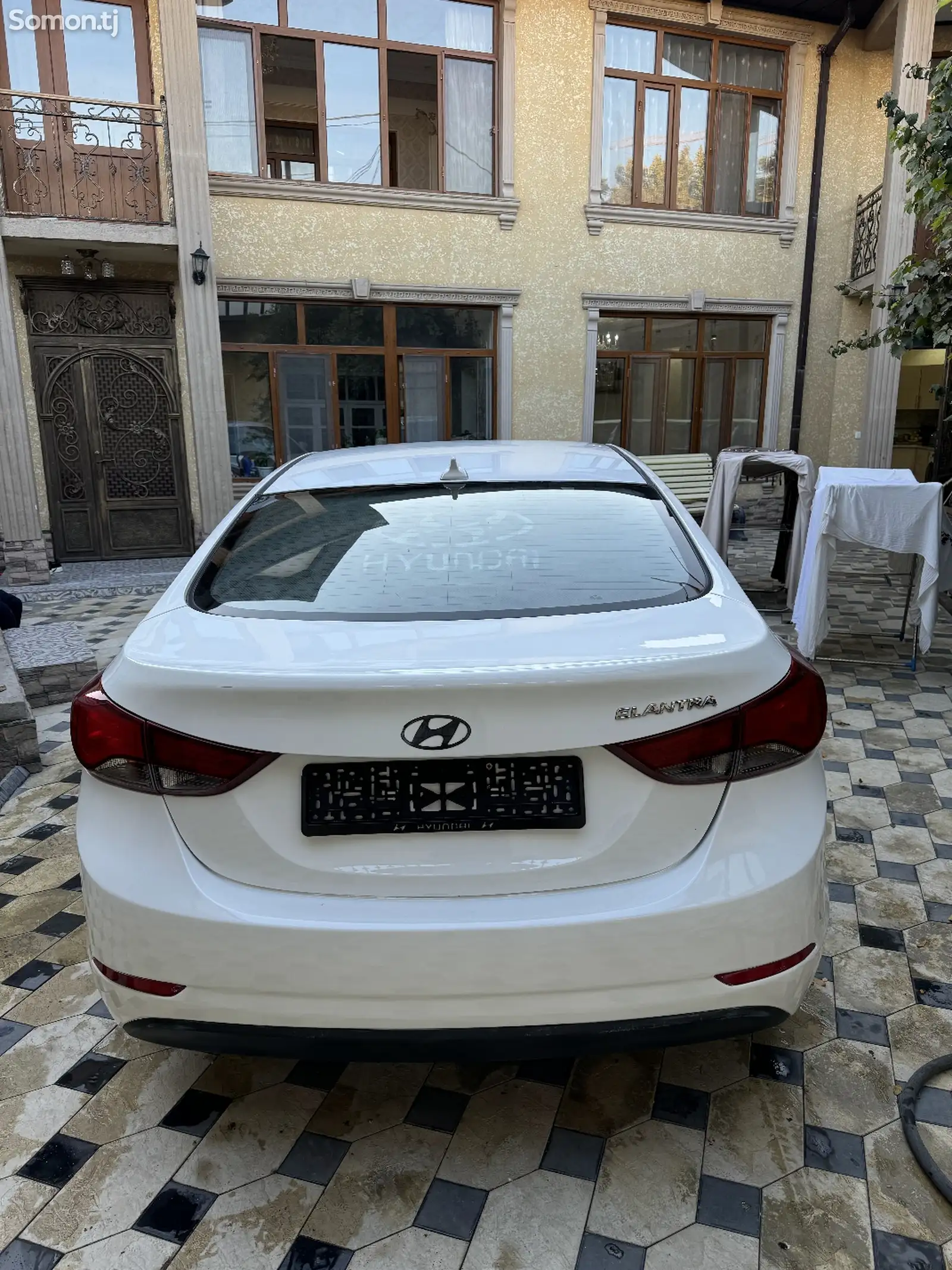 Hyundai Elantra, 2016-5