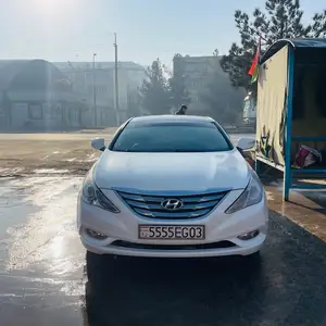 Hyundai Sonata, 2012