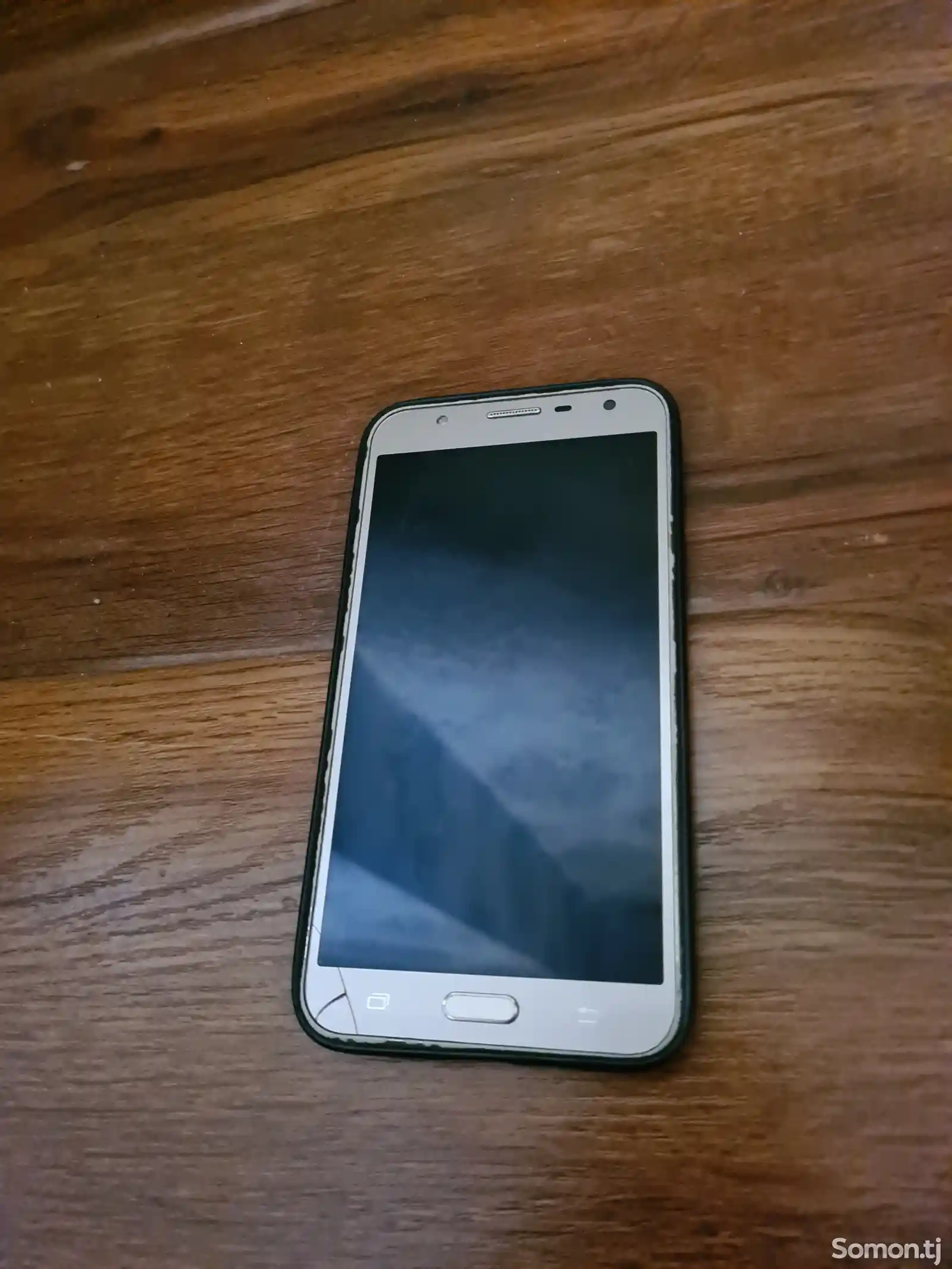 Samsung Galaxy J7 Nео-1