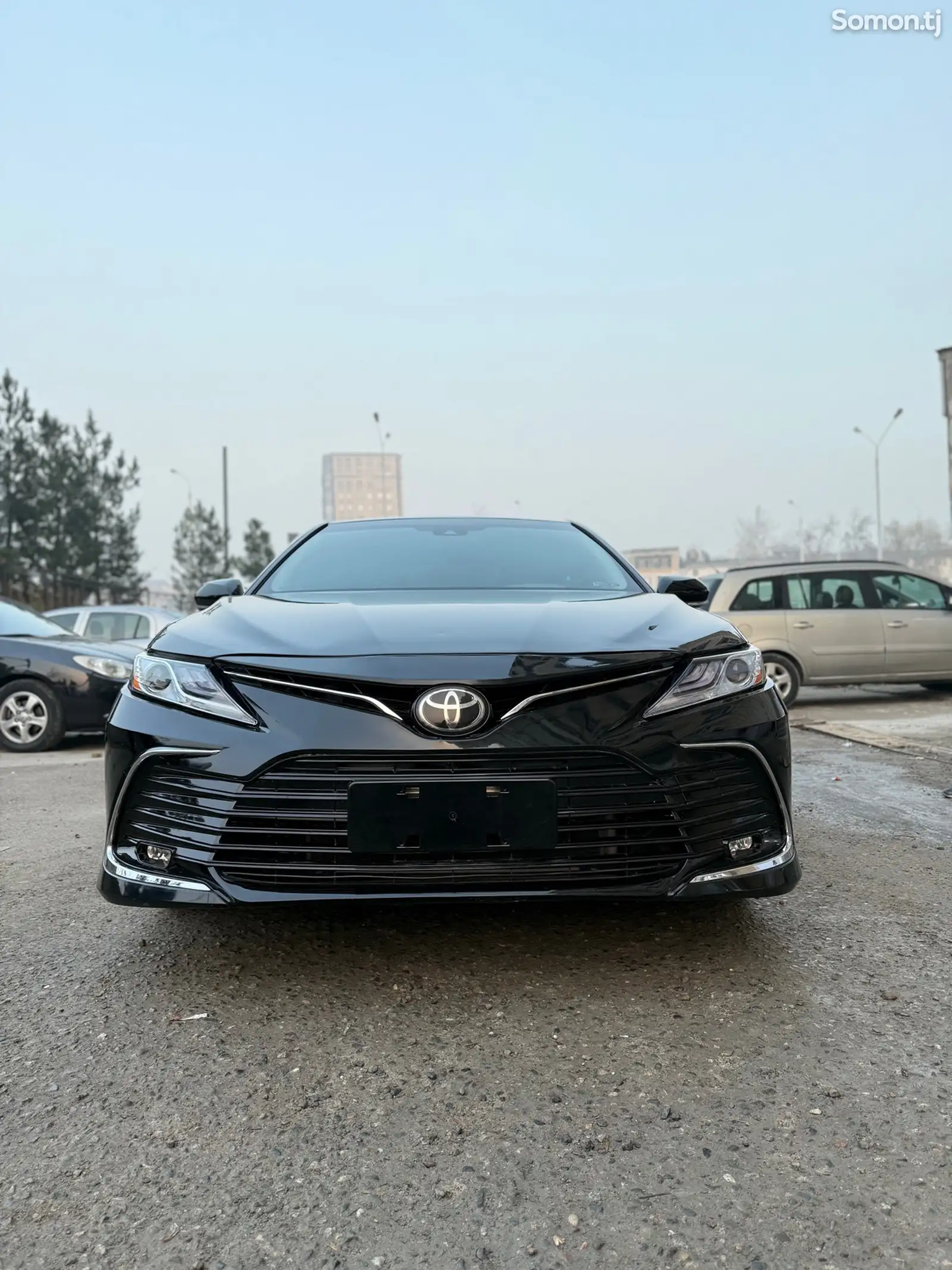 Toyota Camry, 2018-1