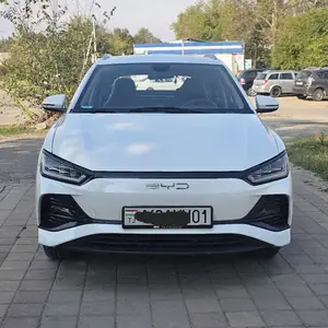 BYD E2, 2023