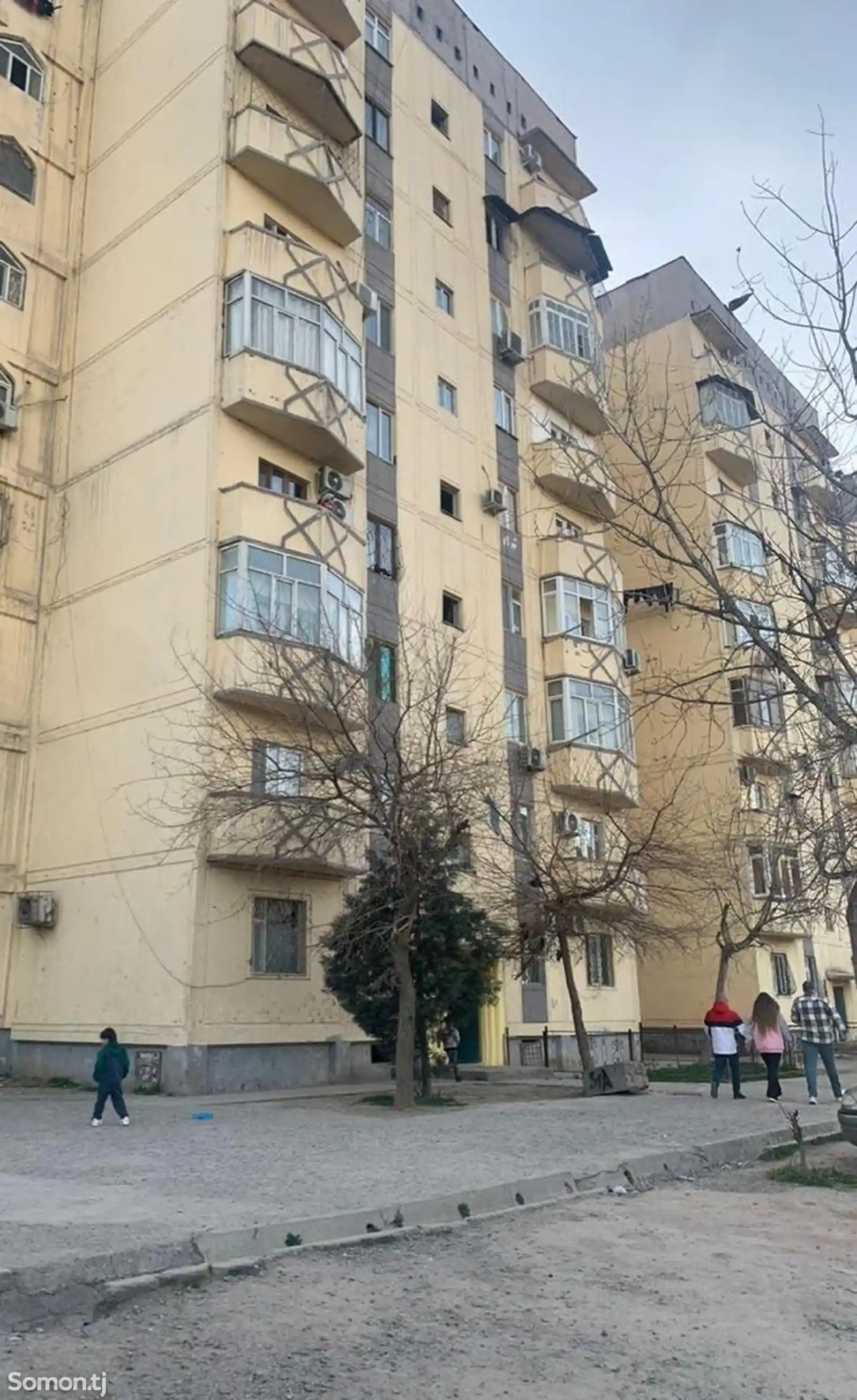 3-комн. квартира, 1 этаж, 75 м², Сино-6