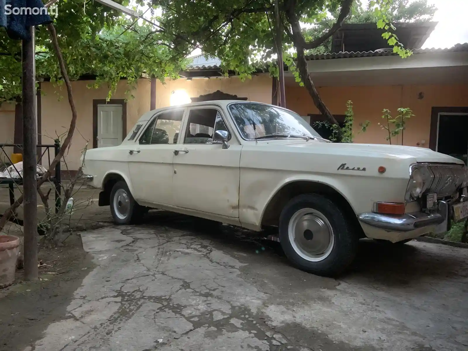 ГАЗ 2401, 1982-7