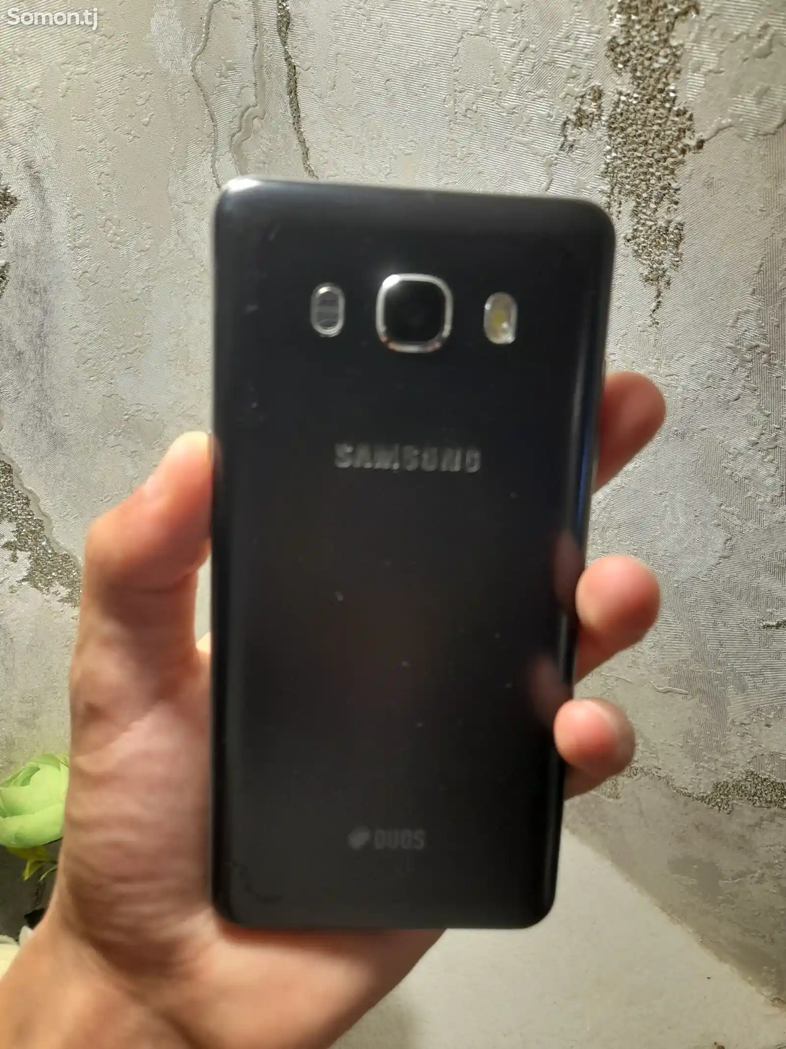 Samsung Galaxy J5, 16 gb-1