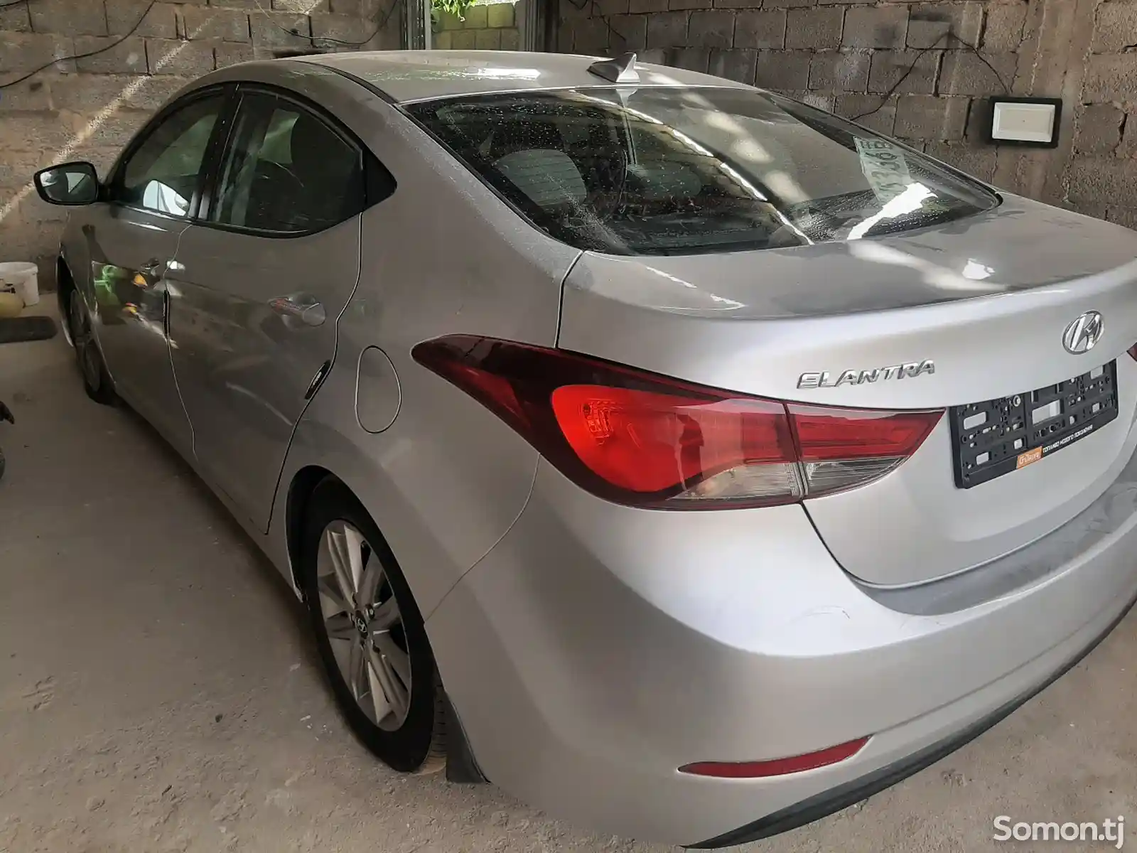 Hyundai Elantra, 2016-3