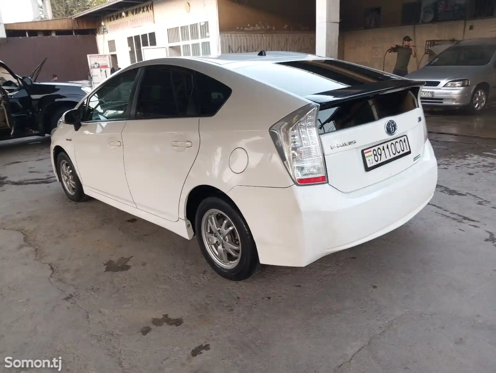 Toyota Prius, 2009-12