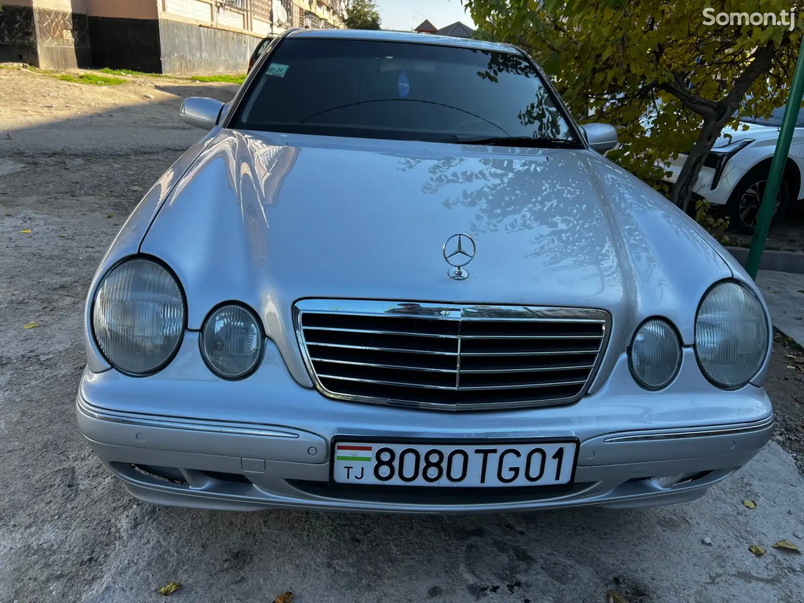 Mercedes-Benz E class, 2000-1