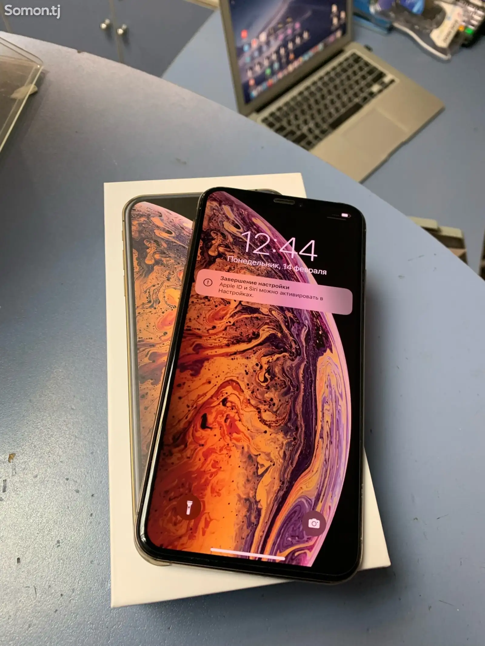 Apple iPhone Xs, 256 gb, Gold-1