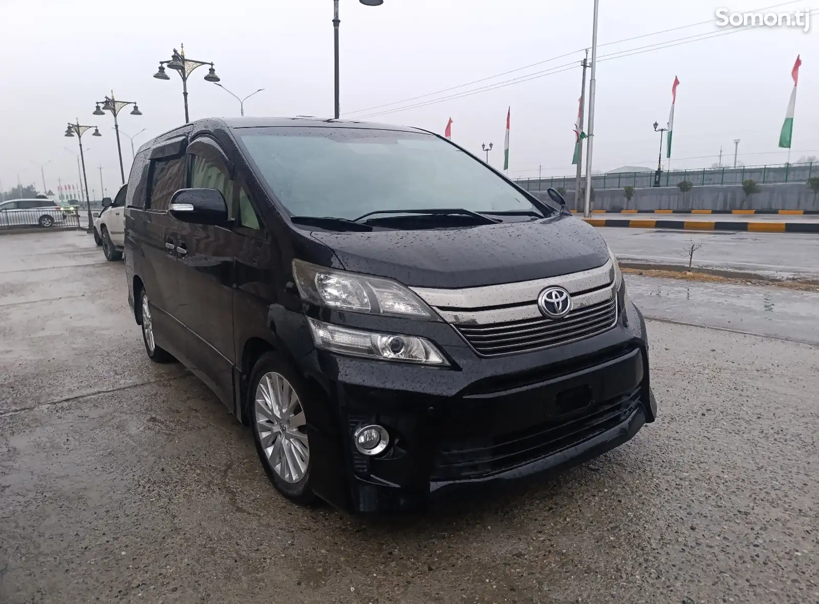 Toyota Vellfire, 2014-1