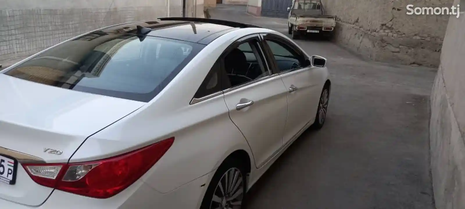 Hyundai Sonata, 2010-4