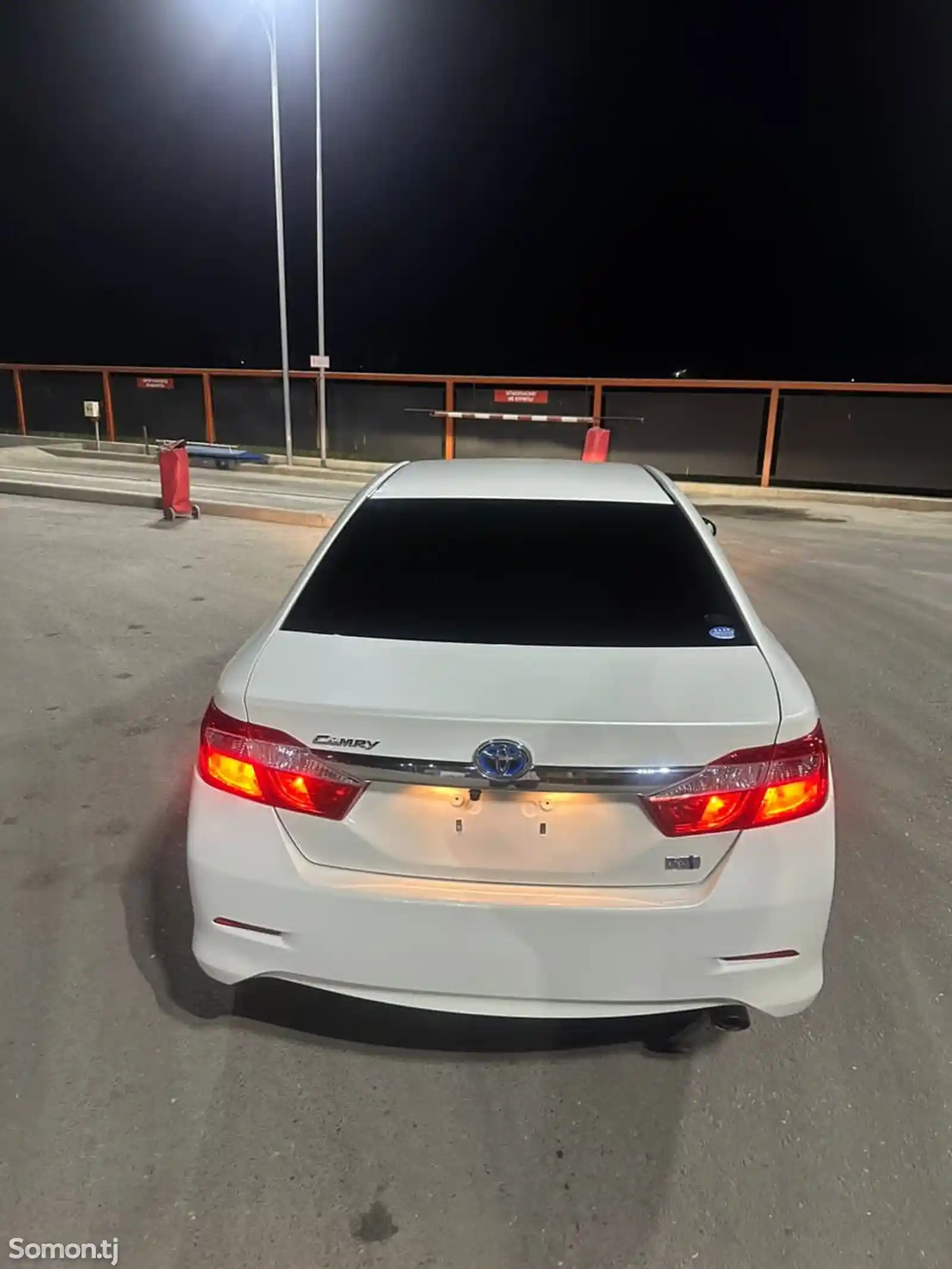 Toyota Camry, 2013-5