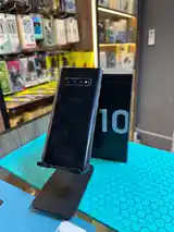 Samsung Galaxy S10 Plus-4