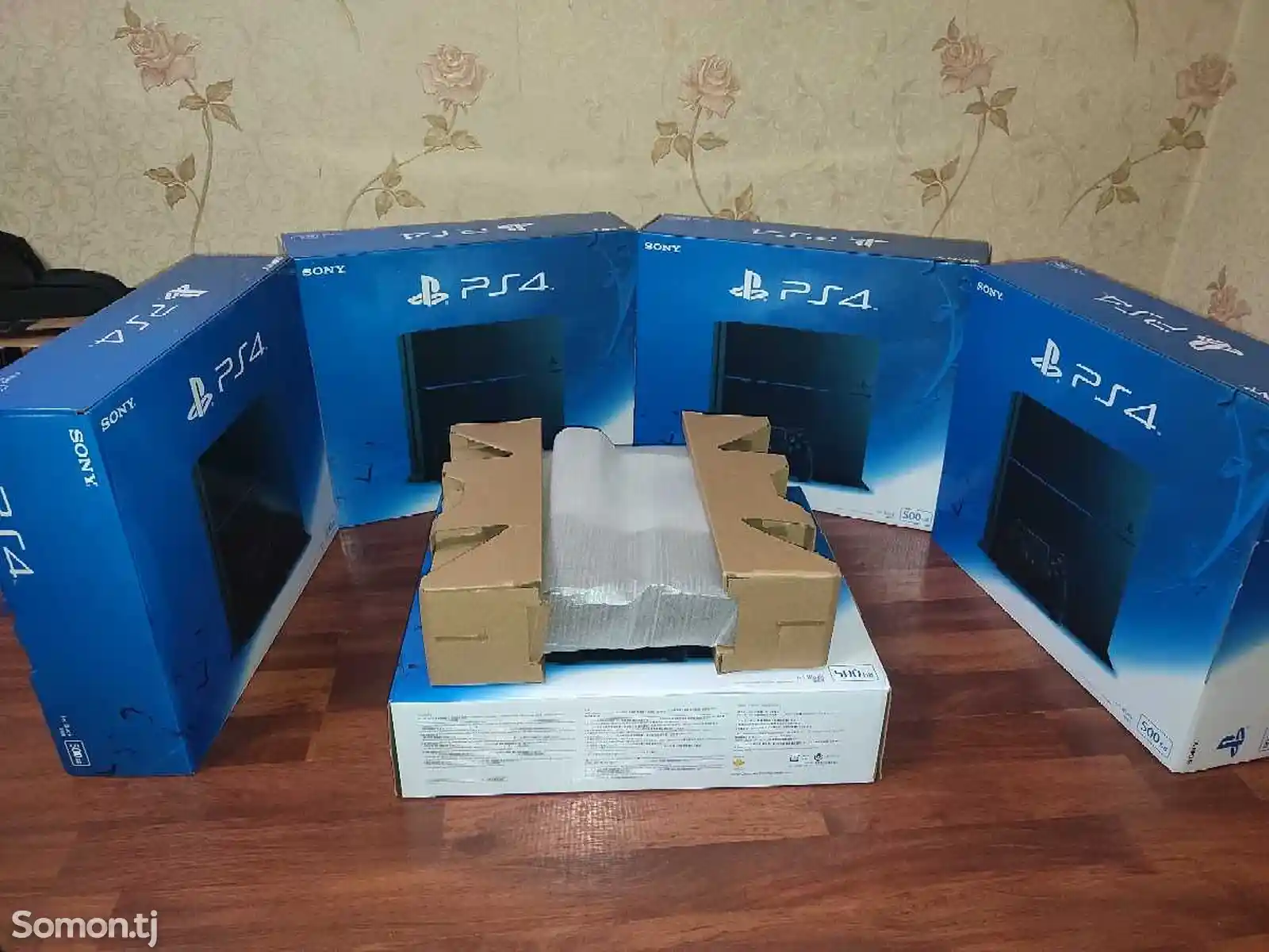 Игровая приставка Sony PlayStation 4 500/1TB-1