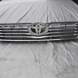 Решетка радиатора Toyota Camry ASV50 2012