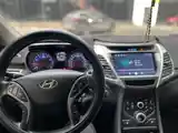 Hyundai Elantra, 2016-7