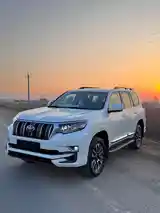 Toyota Land Cruiser Prado, 2023-3