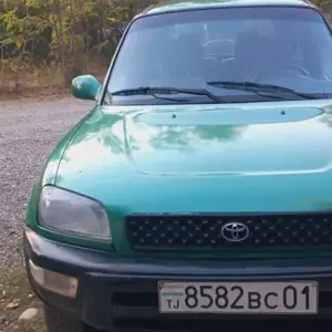 Toyota RAV 4, 2000