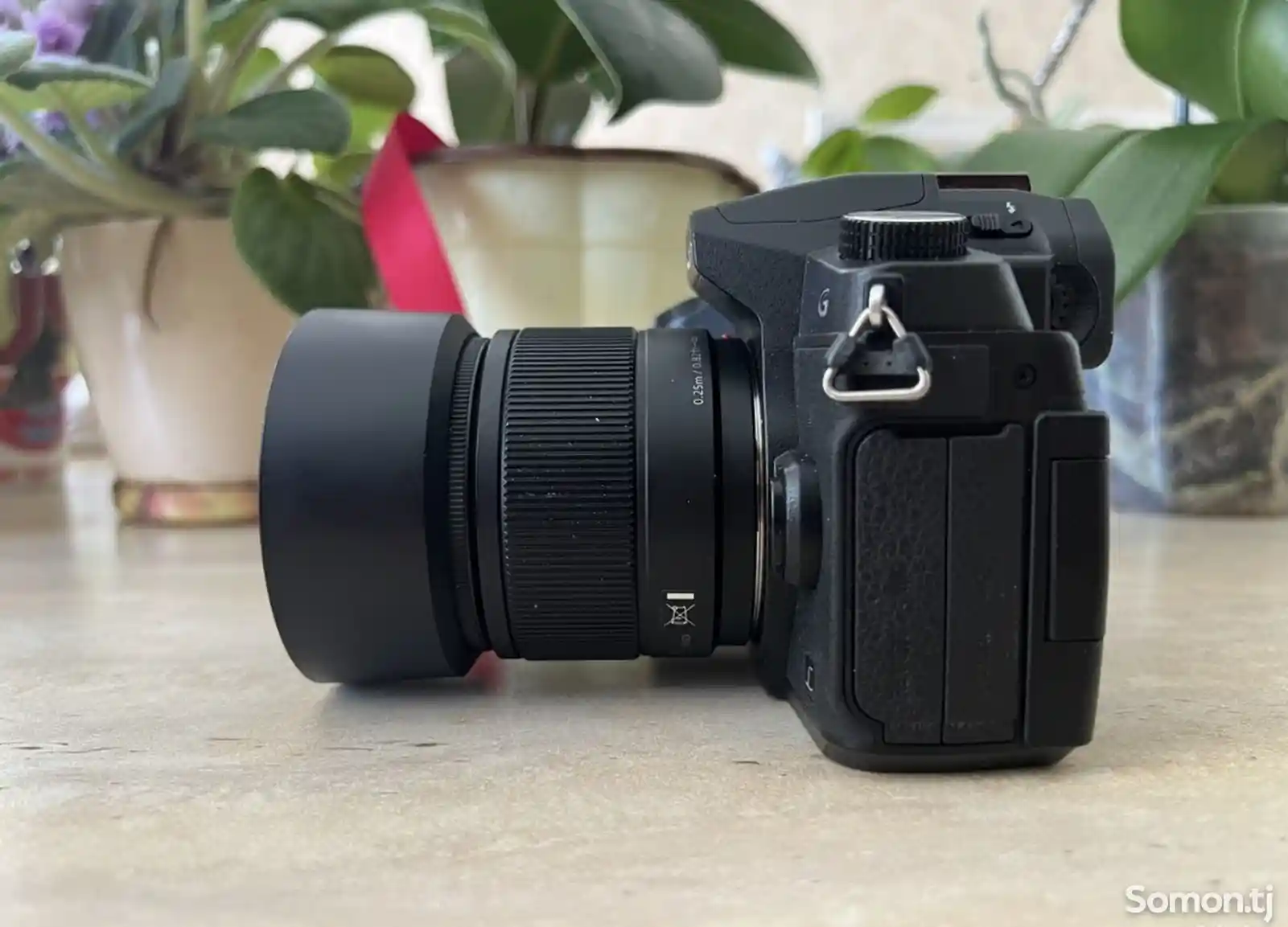 Фотоаппарат Lumix G80 с светосильным объективом 25mm f1.7-4