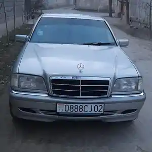 Mercedes-Benz E class, 1995