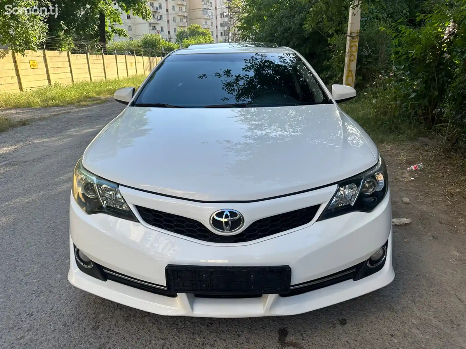 Toyota Camry, 2012-1