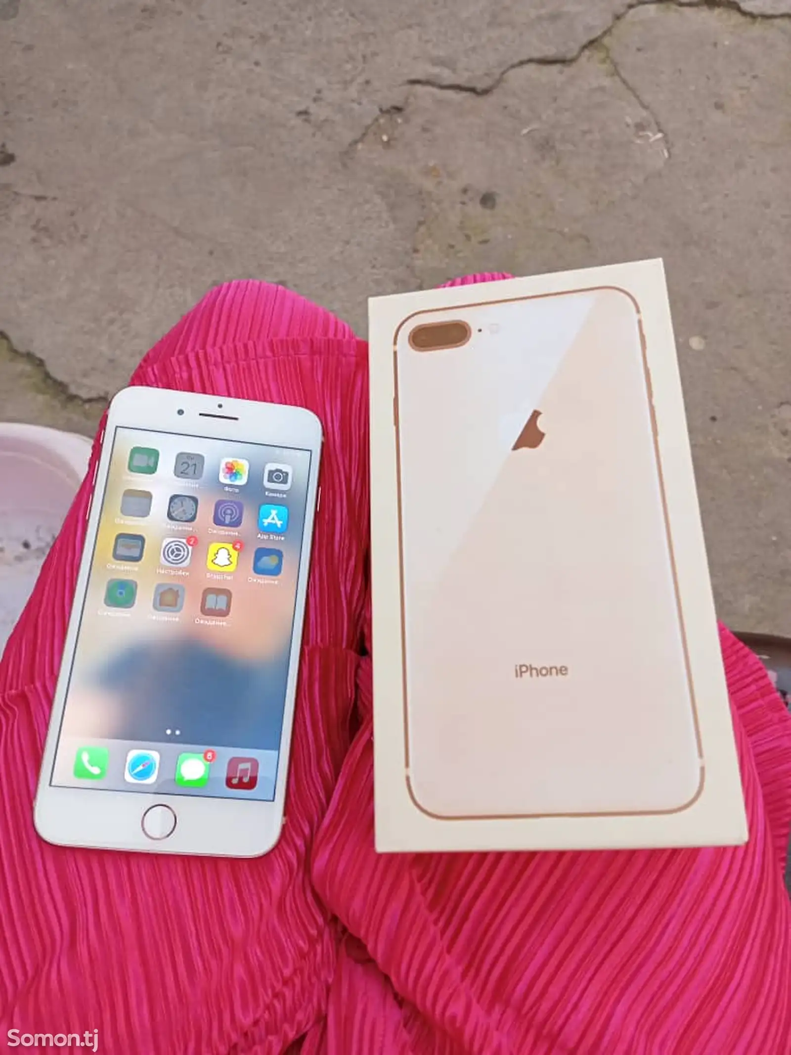 Apple iPhone 8 plus, 64 gb, Gold-2