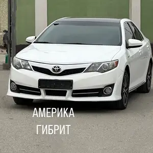 Toyota Camry, 2012