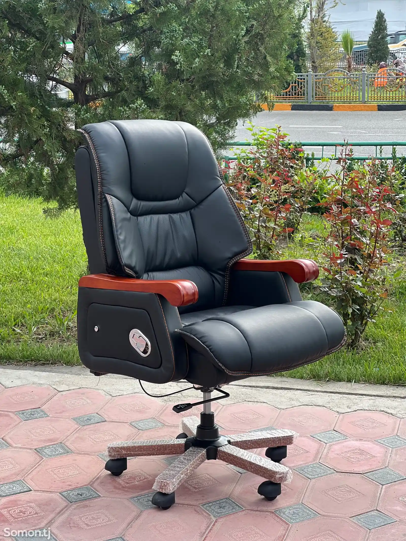 Кресло Boss