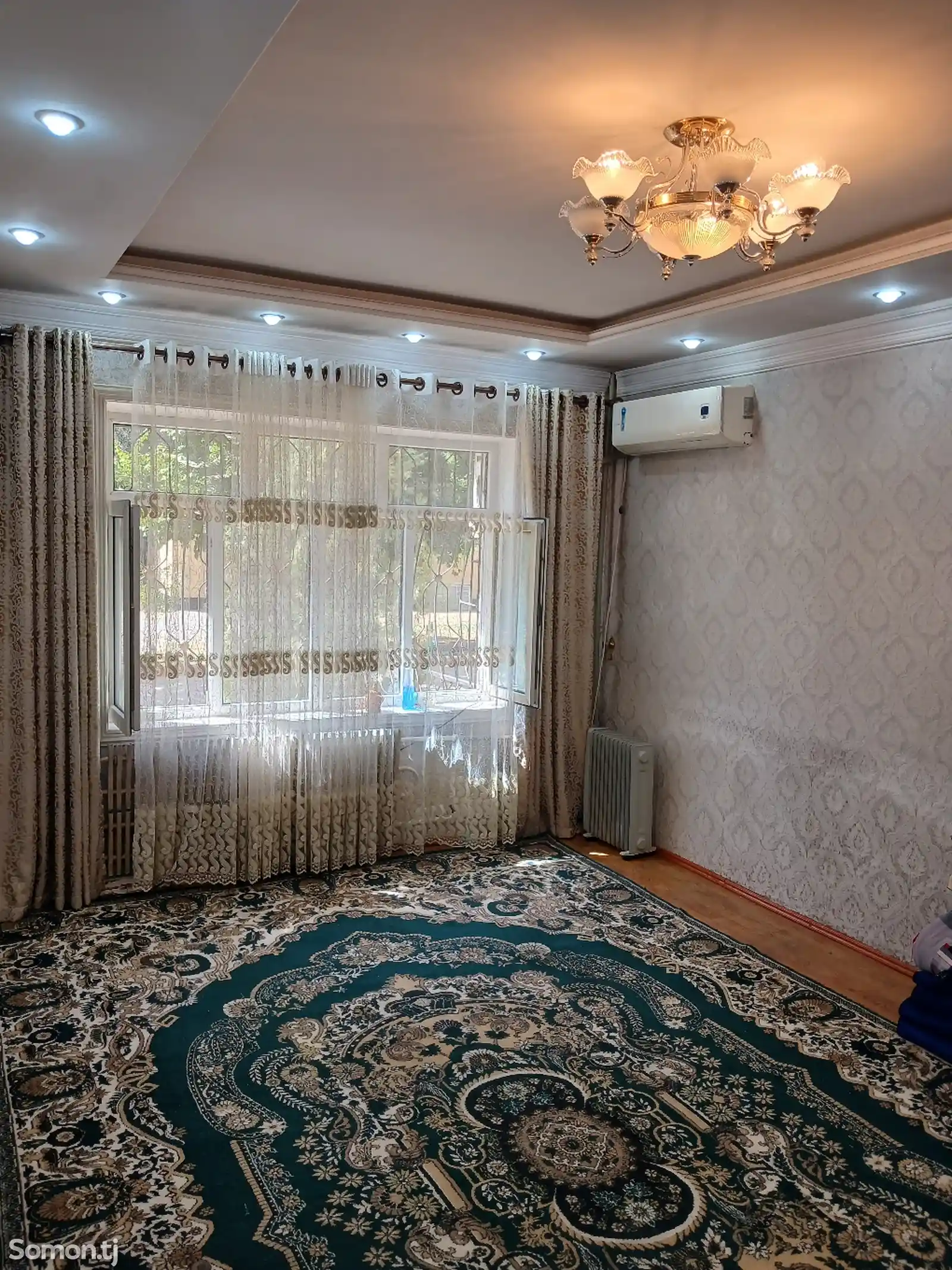 2-комн. квартира, 1 этаж, 65 м², Цирк-1