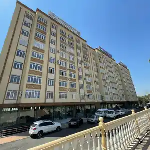 2-комн. квартира, 9 этаж, 64 м², 18 мкр