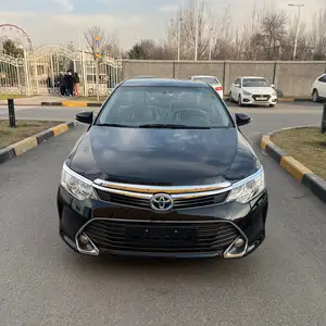 Toyota Camry, 2015