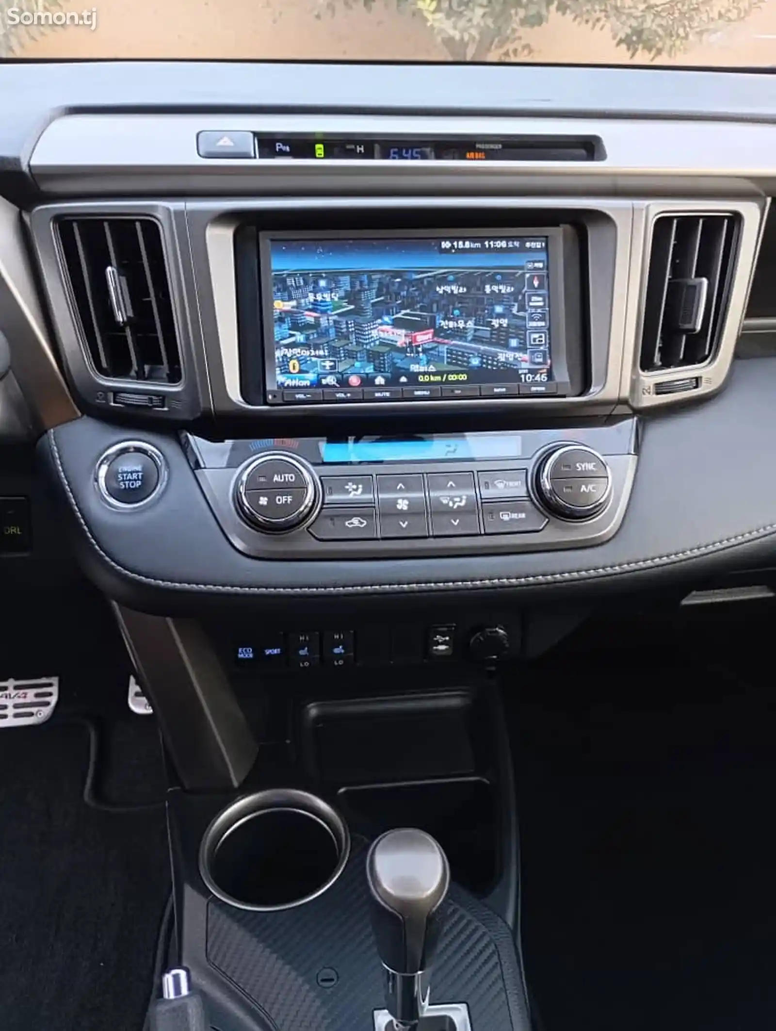 Toyota RAV 4, 2015-4