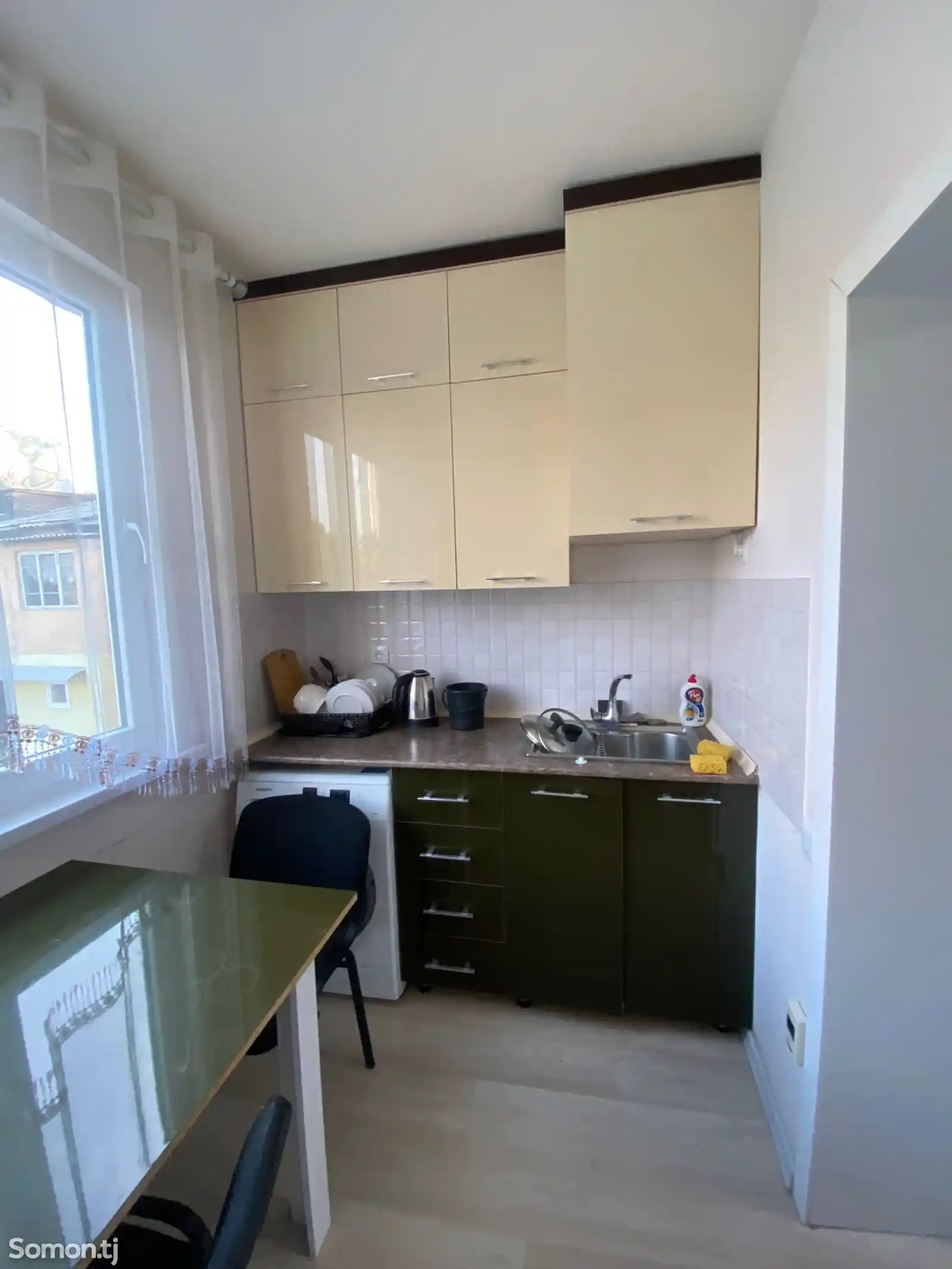 3-комн. квартира, 3 этаж, 70 м², Универмаг-7