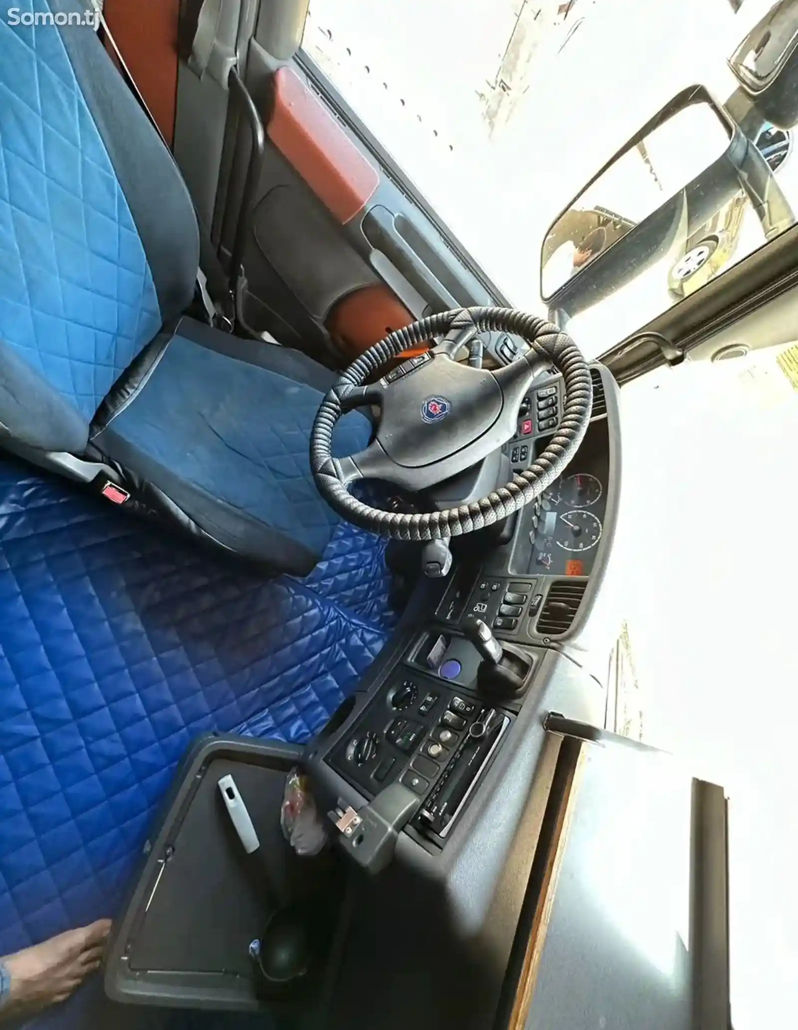 Контейнеровоз Scania, 2007-3