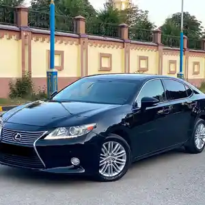 Lexus ES series, 2013