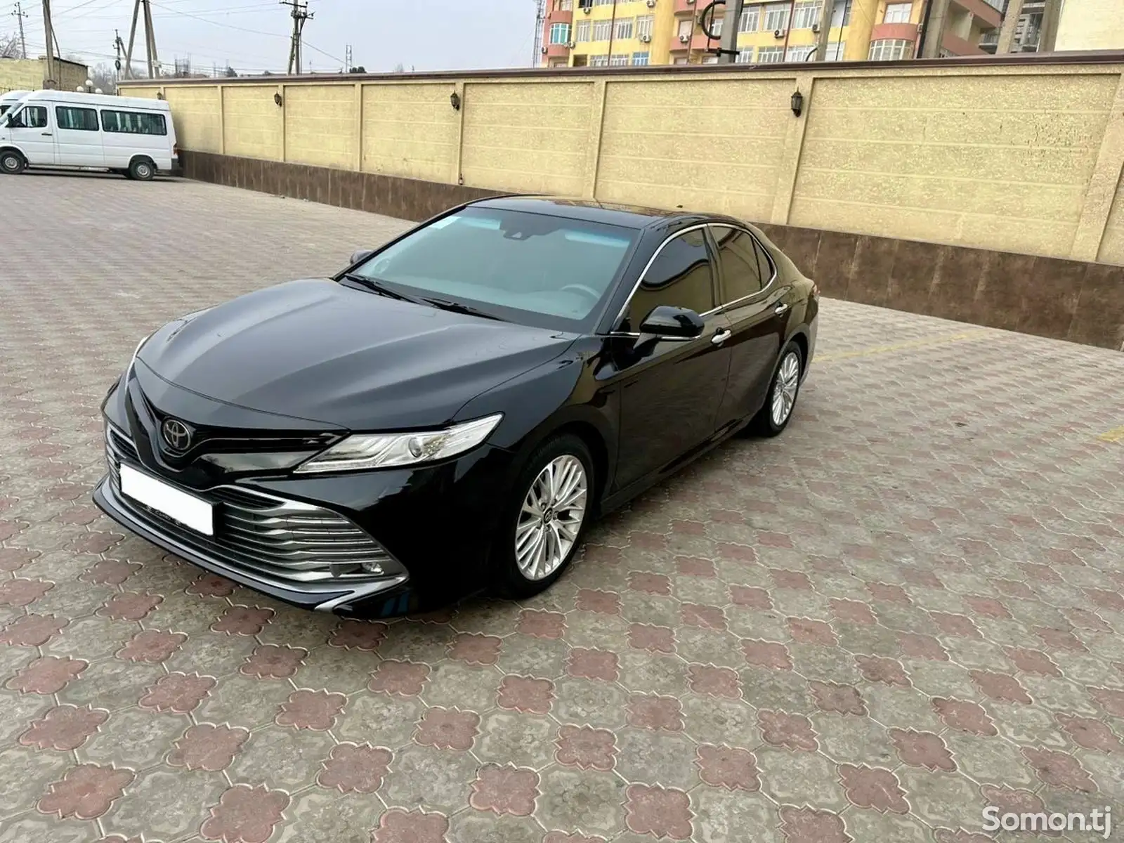 Toyota Camry, 2019-1